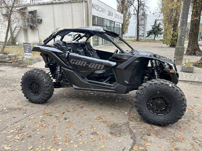 Баггі BRP Maverick 1000 RR 2023