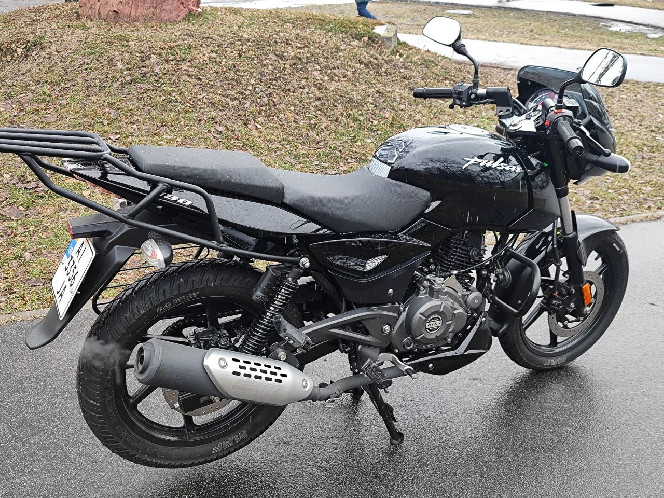 Мотоцикл BAJAJ PULSAR 180DTS-1, б/у (3 400 км)