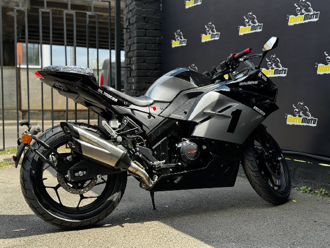 Мотоцикл ML 300 CBR