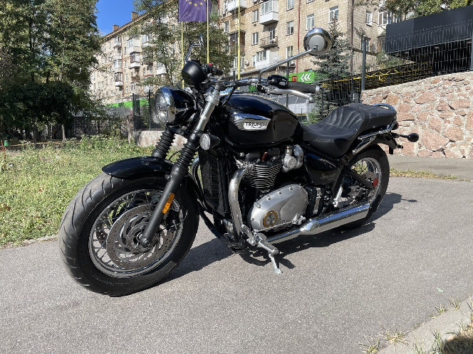 Мотоцикл TRIUMPH BONNEVILLE SPEEDMASTER 2018 рік, б/у (10 000 км)