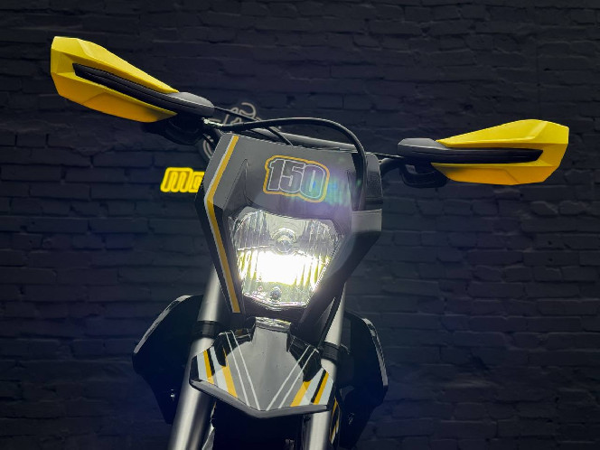 Пітбайк SPARK SP150P-1