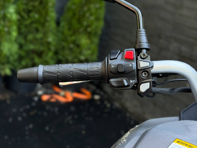 Мотоцикл CYCLONE RX600