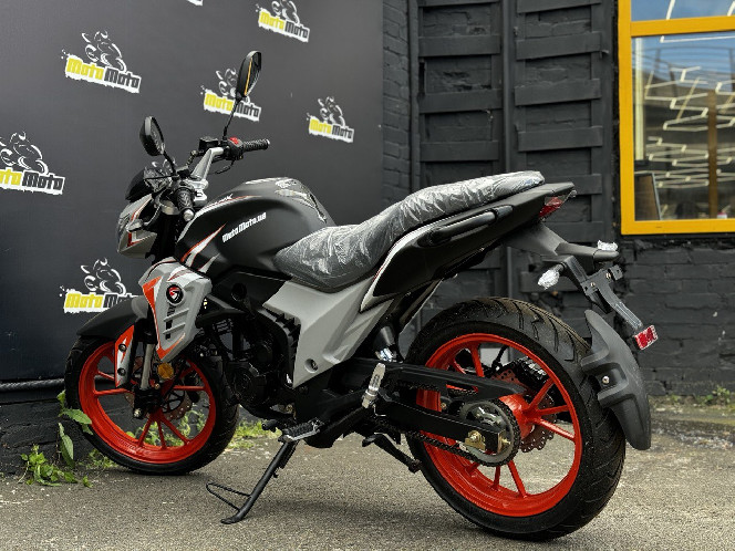 Мотоцикл SPARK SP250R-35