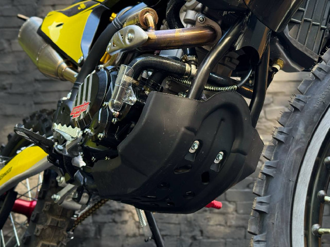 Мотоцикл BSE X6 Enduro