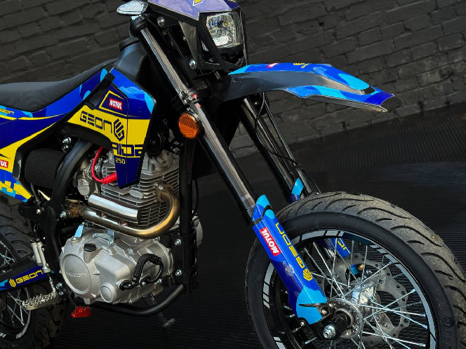 Пітбайк GEON X-ride (250 Motard 14/14 МКПП 6)