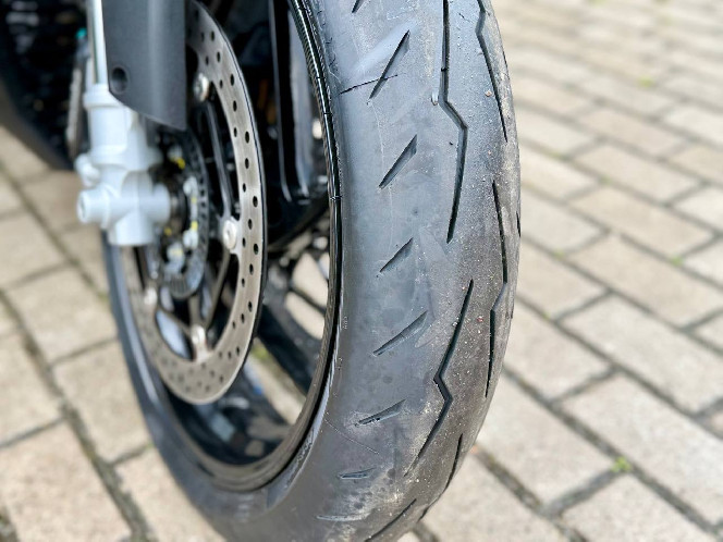 Мотоцикл APRILIA TUONO 660 2023 рік, (230 км), б/у