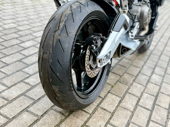 Мотоцикл APRILIA TUONO 660 2023 рік, (230 км), б/у