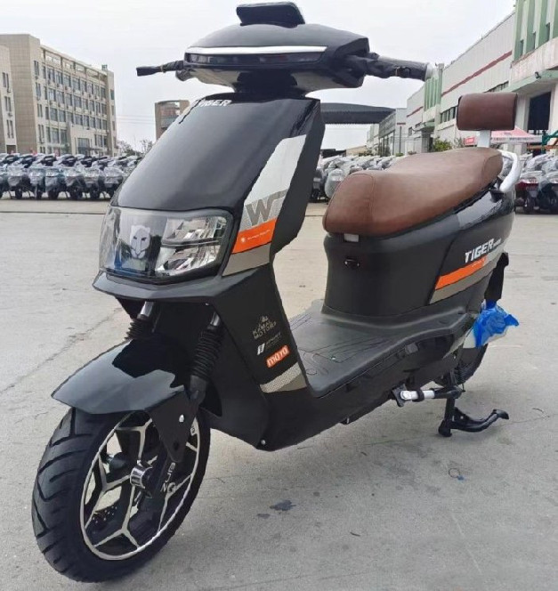 Електроскутер VOLT-MAX 72V 2000W