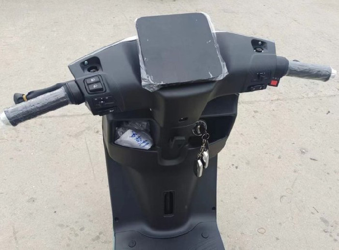 Електроскутер VOLT-MAX 72V 2000W
