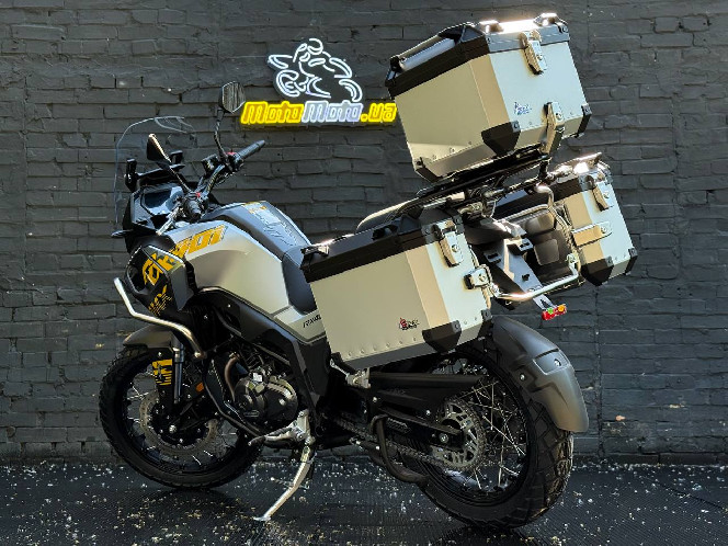 Мотоцикл CYCLONE RX401 (АЛЮМІНІЄВІ КОФРИ)