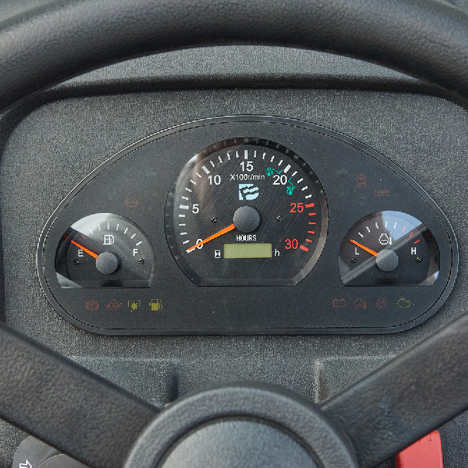 Трактор DONGFENG 244DG2