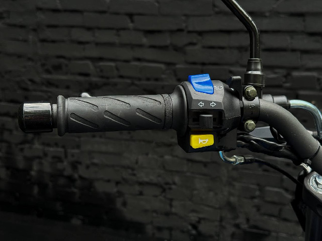 Мотоцикл SPARK SP200R-44