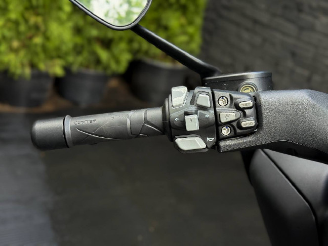 Скутер ZONTES ZT125-D