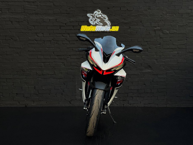 Мотоцикл ZONTES SPORT 703 RR EFI 17/17 ABS МКПП 6