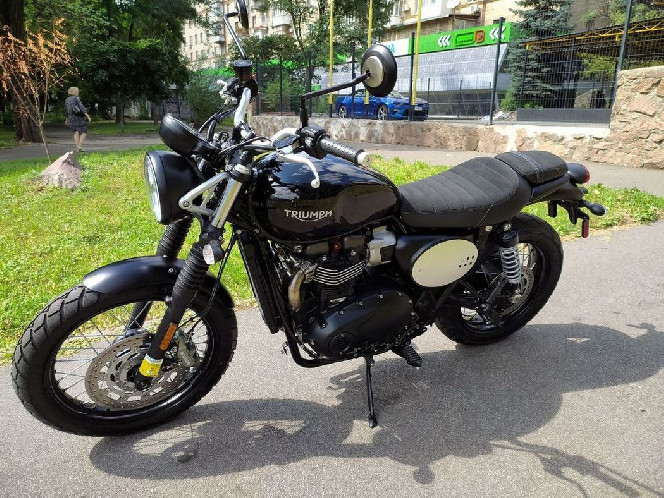 Мотоцикл TRIUMPH STREET SCRAMBLER 2022 рік, б/у (2 000 км)