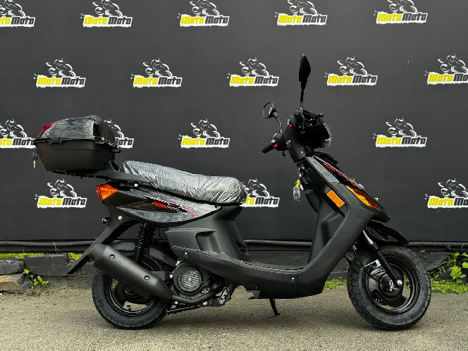 Скутер SPARK SP125S-15