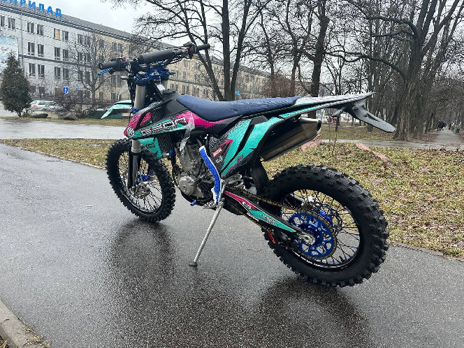 Мотоцикл GEON DAKAR GNX 250 EFI (21/18)