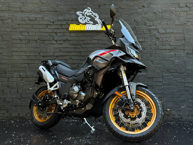 Мотоцикл CYCLONE RX600