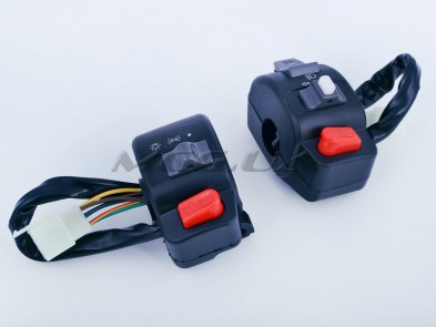 Блоки кнопок руля (пара) 4T GY6 50 (диск/диск) 