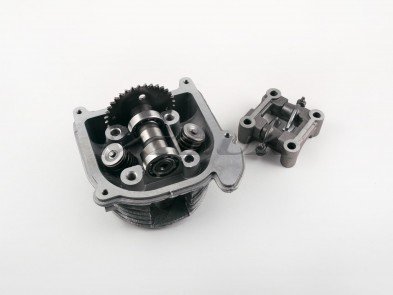 Головка цилиндра 4T GY6 50 (голая, +клапаны, постель) 