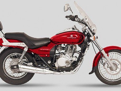 Bajaj Avenger 220 Cruise - красный
