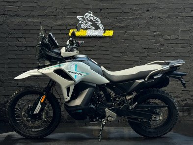 Мотоцикл CFMOTO 1000MT-X