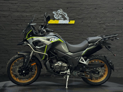 Мотоцикл CYCLONE RX401 (БЕЗ КОФРІВ)