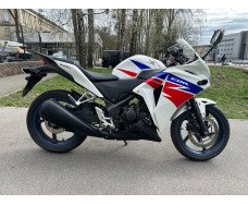 Мотоцикл HONDA CBR 250R 2014 год, б/у (9850 км)
