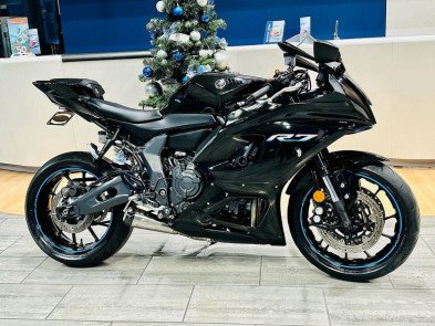 Мотоцикл YAMAHA YZFR7 2022 рік, б/у (6 000 км)