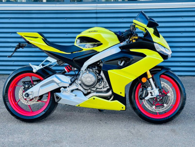 Мотоцикл Aprilia RS 660 2023 рік, (4000км) б/у