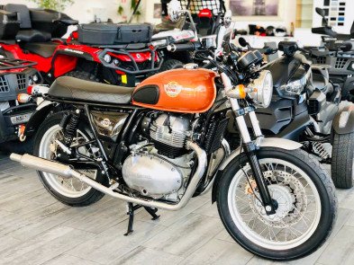 Мотоцикл ROYAL ENFIELD INTERCEPTOR 650 2019 рік, б/у (9900 км)