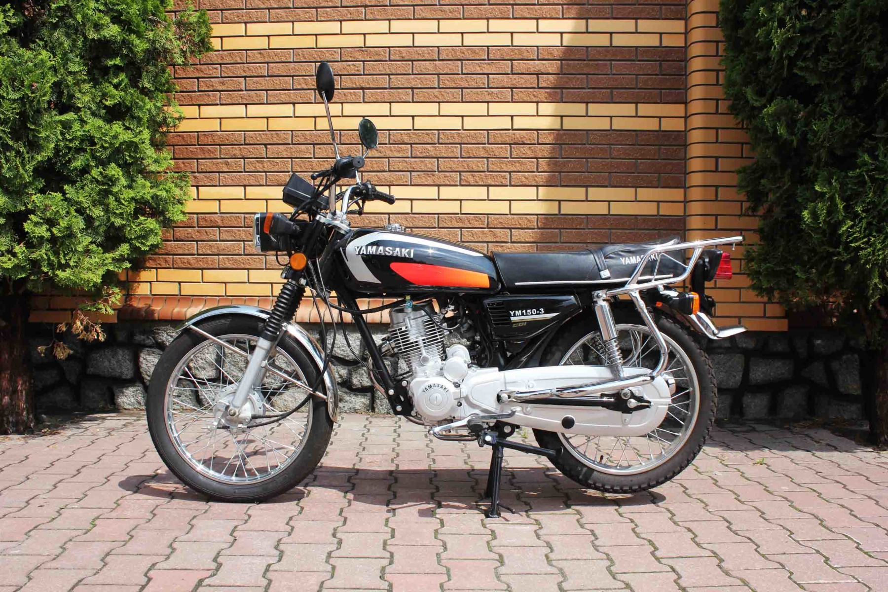 Yamasaki YM150-3 FLAMINGO