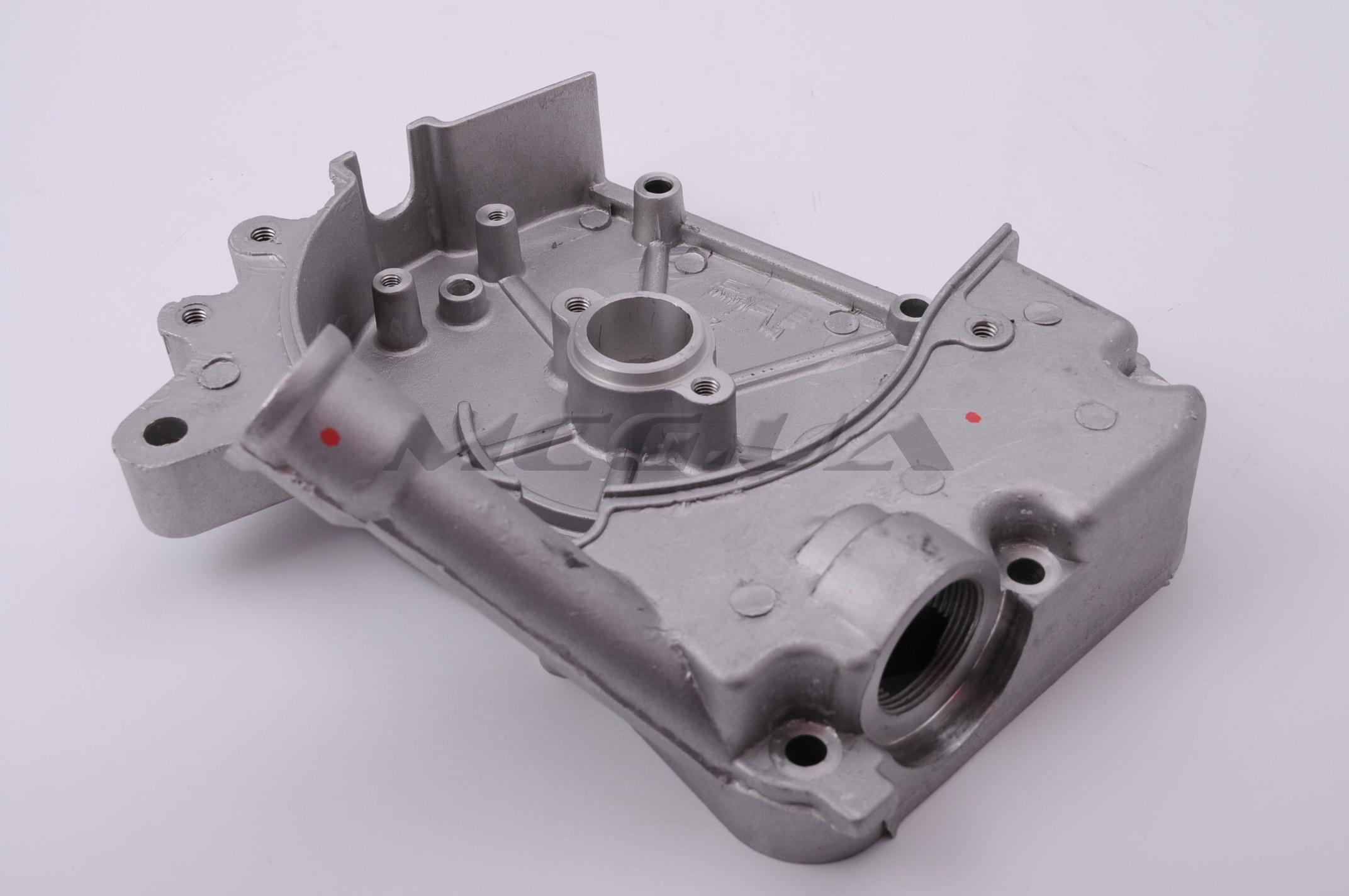 Картер 4T GY6 50 (139QMB/A) (правая крышка с маслозаливной горловиной)