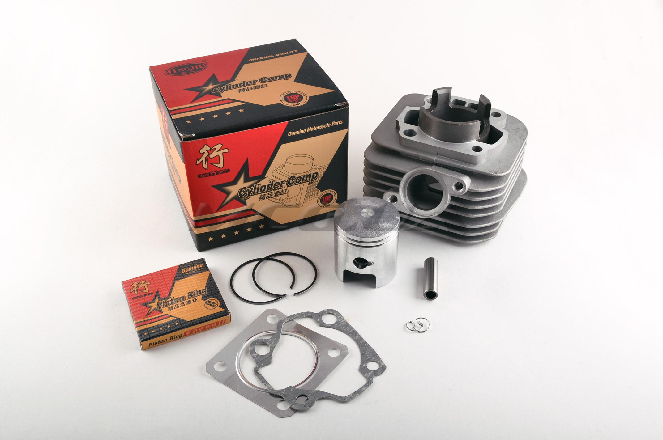 Поршневая (ЦПГ) Suzuki AD 100 (Ø52,5, p-12) 
