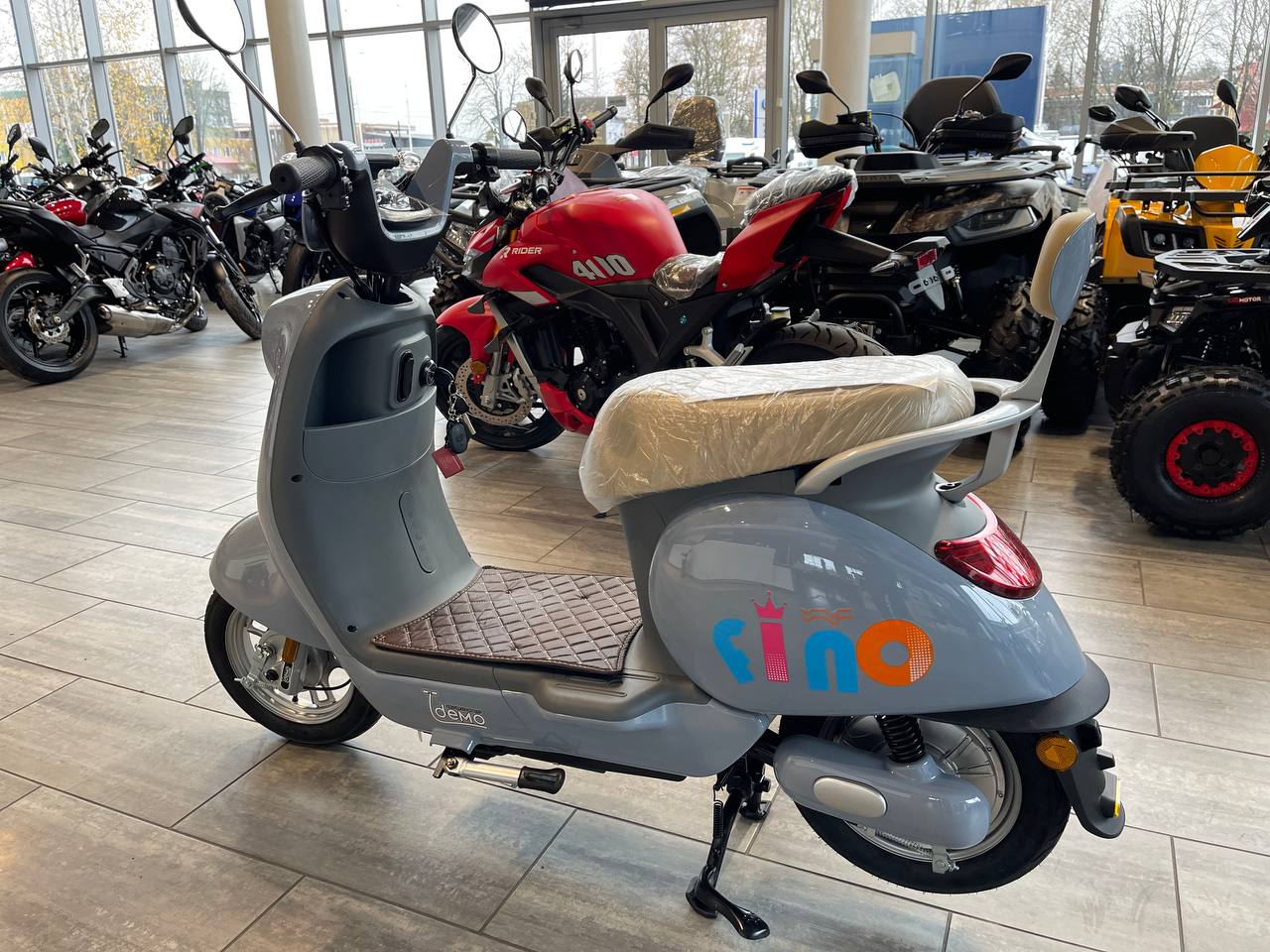 Характеристики Електроскутер IDemo Pleasure Lambretta GR60-LA