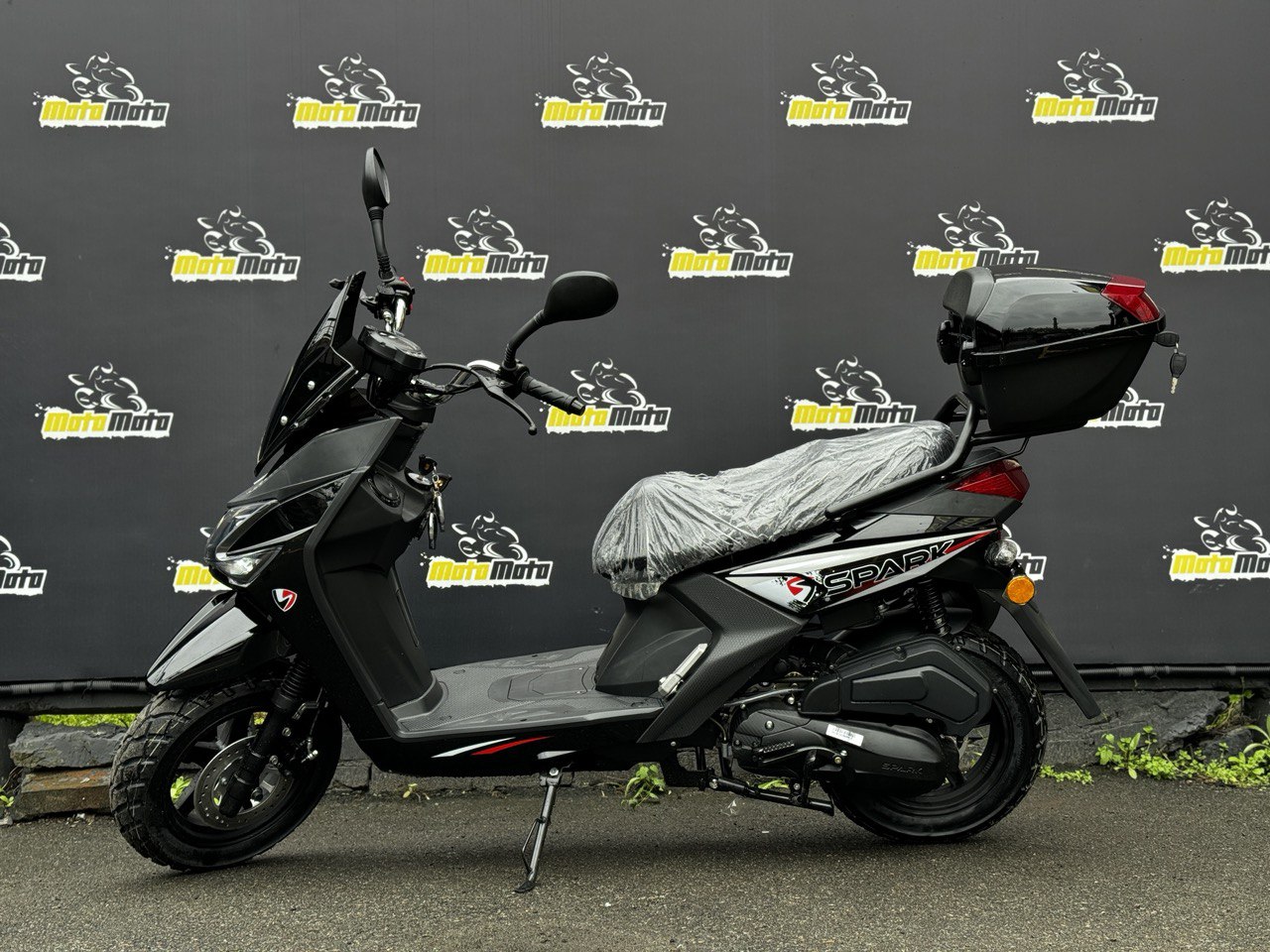 Характеристики Скутер SPARK SP150S-19BN