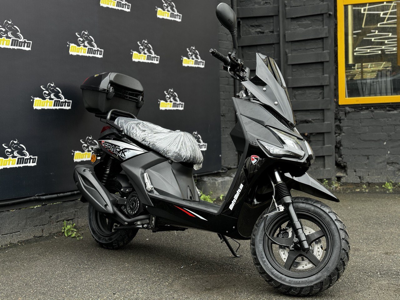 Характеристики Скутер SPARK SP150S-19BN