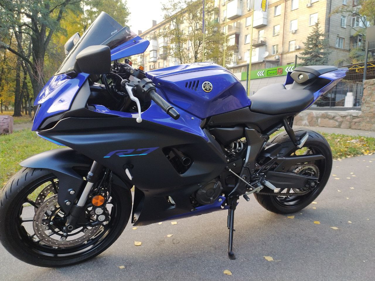 Характеристики Мотоцикл YAMAHA R7 2022 рік, б/у (2 000 км)