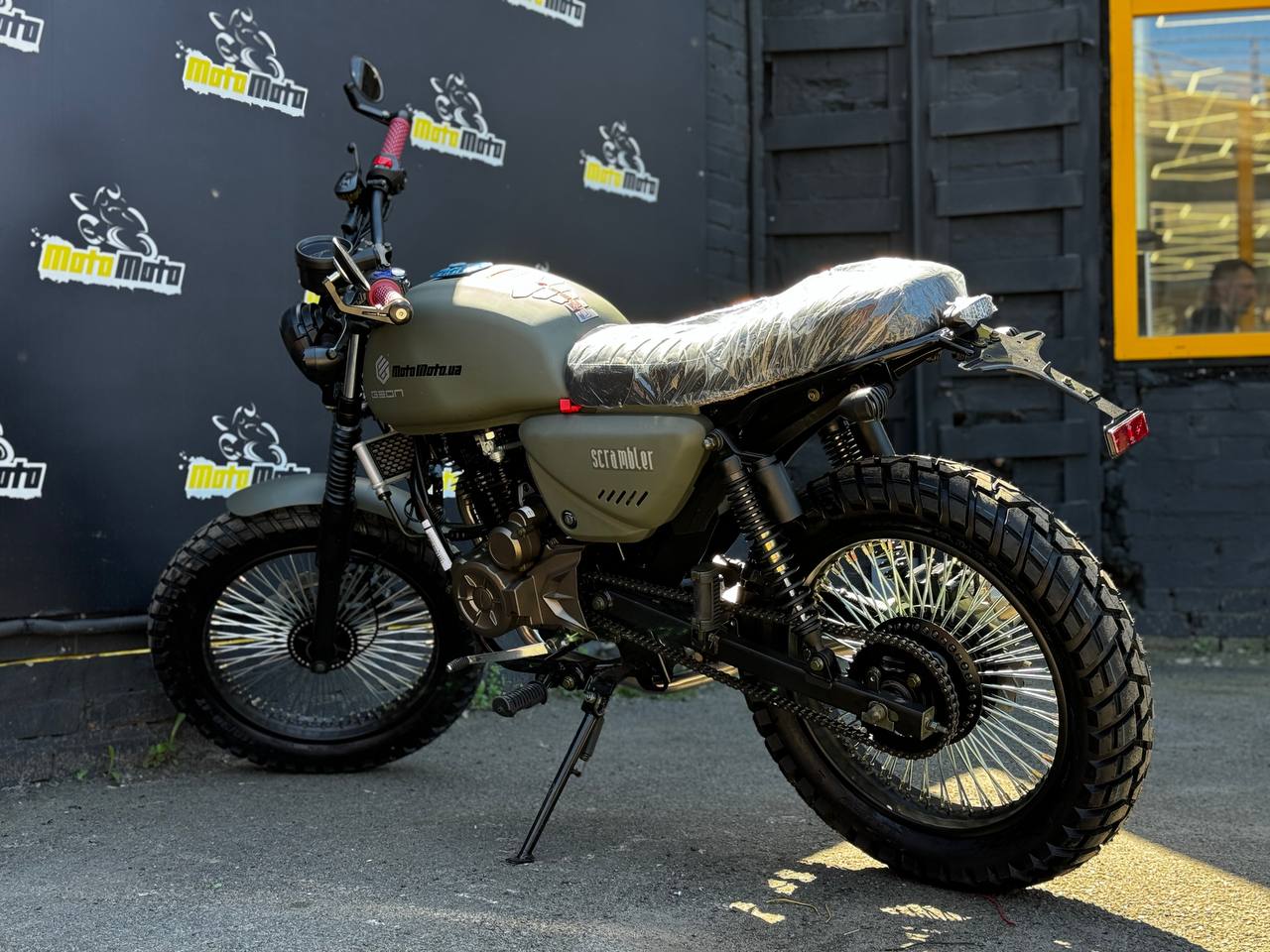 Характеристики Мотоцикл GEON SCRAMBLER 200 (17/17)