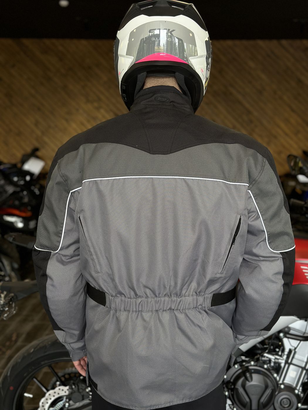Характеристики Куртка мужская BILT (осенняя, с подкладкой)