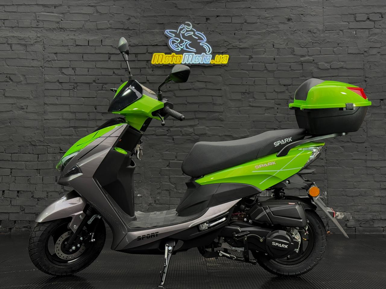 Скутер SPARK SP125S-15N