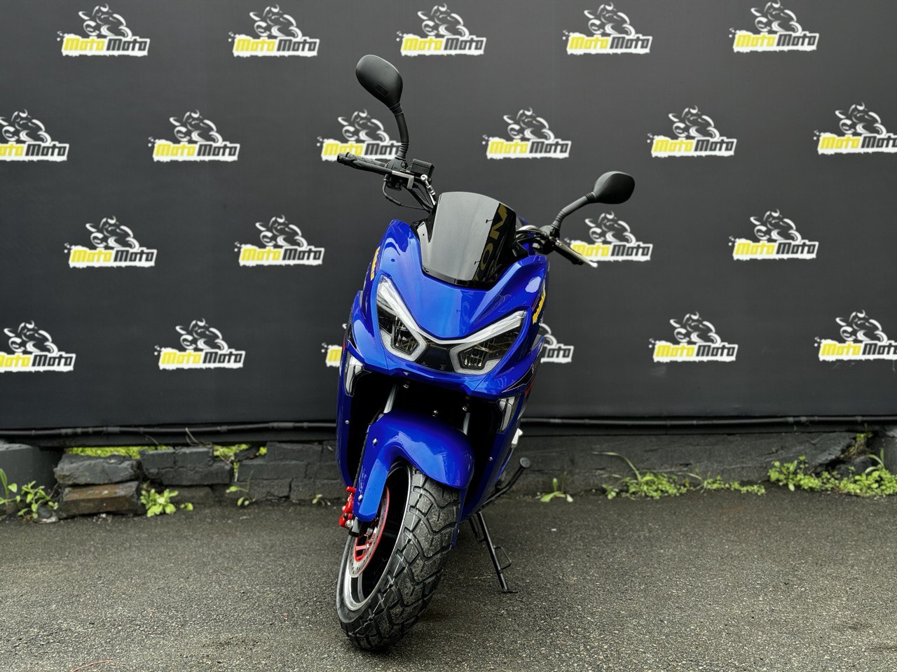 Характеристики Скутер SPARK SP150S-18