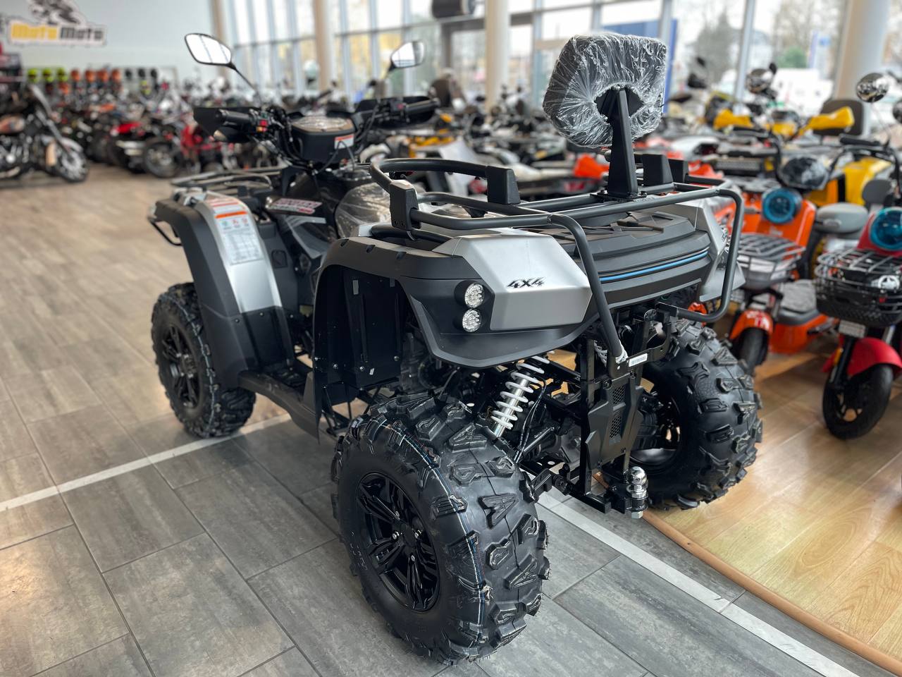 Характеристики Квадроцикл LINHAI LH550ATV-L