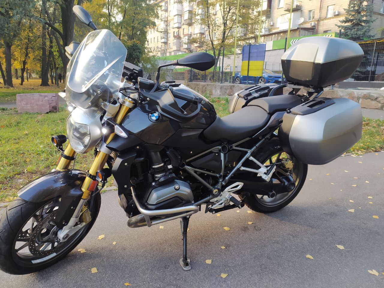 Характеристики Мотоцикл  BMW R1200R 2015 б/у