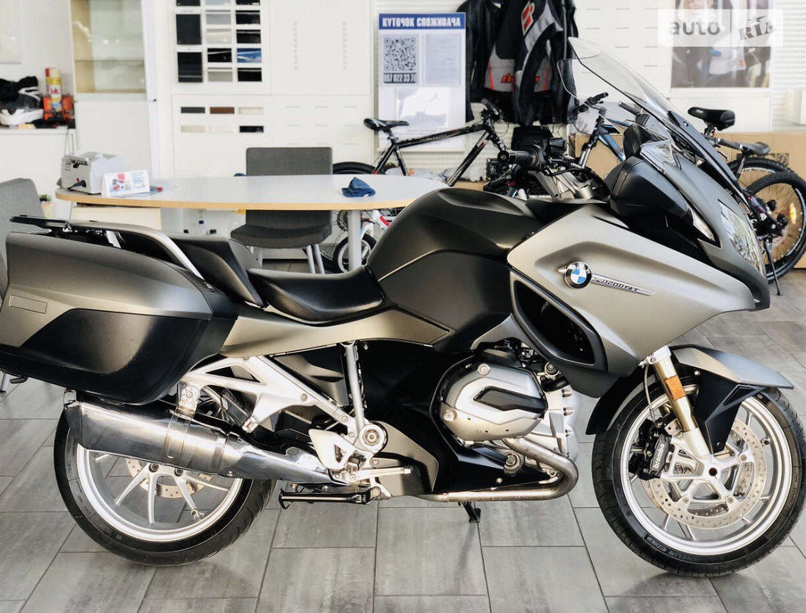 Мотоцикл BMW R 1200RT 2014 год, б/у (21 000 км)