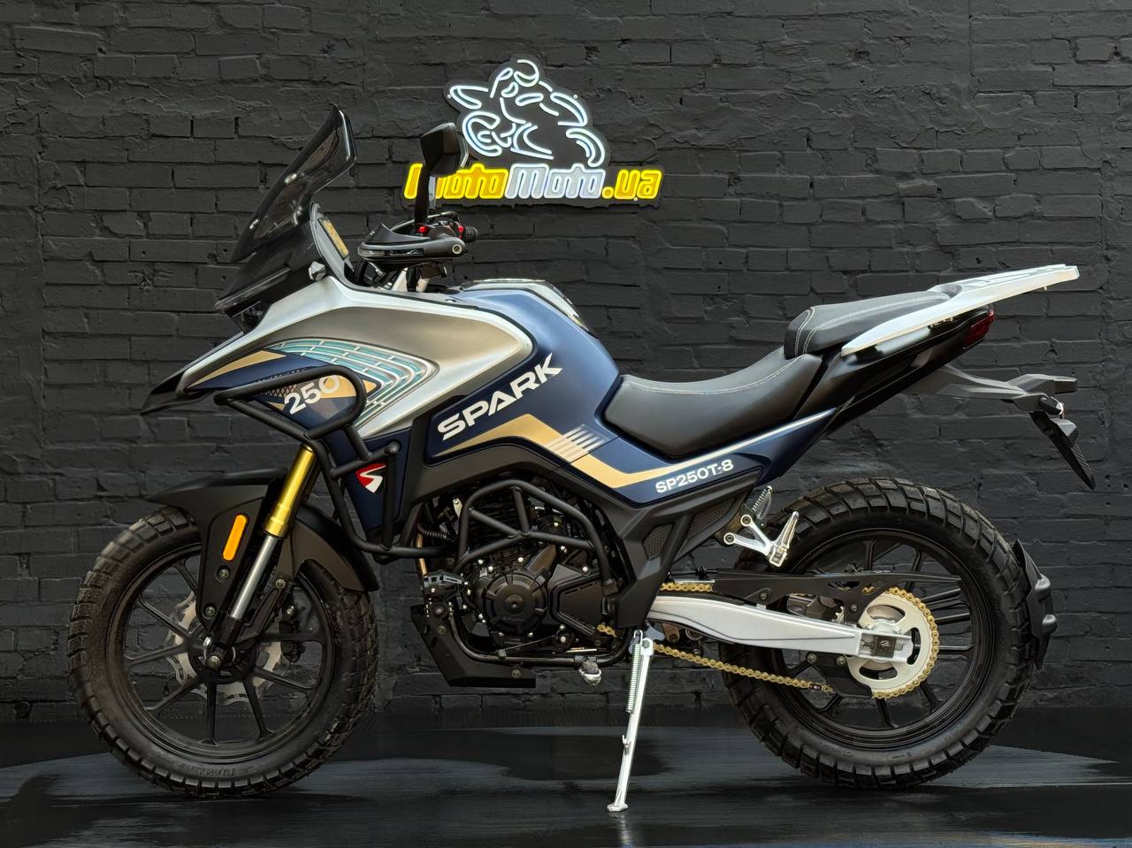 Мотоцикл SPARK SP250T-8