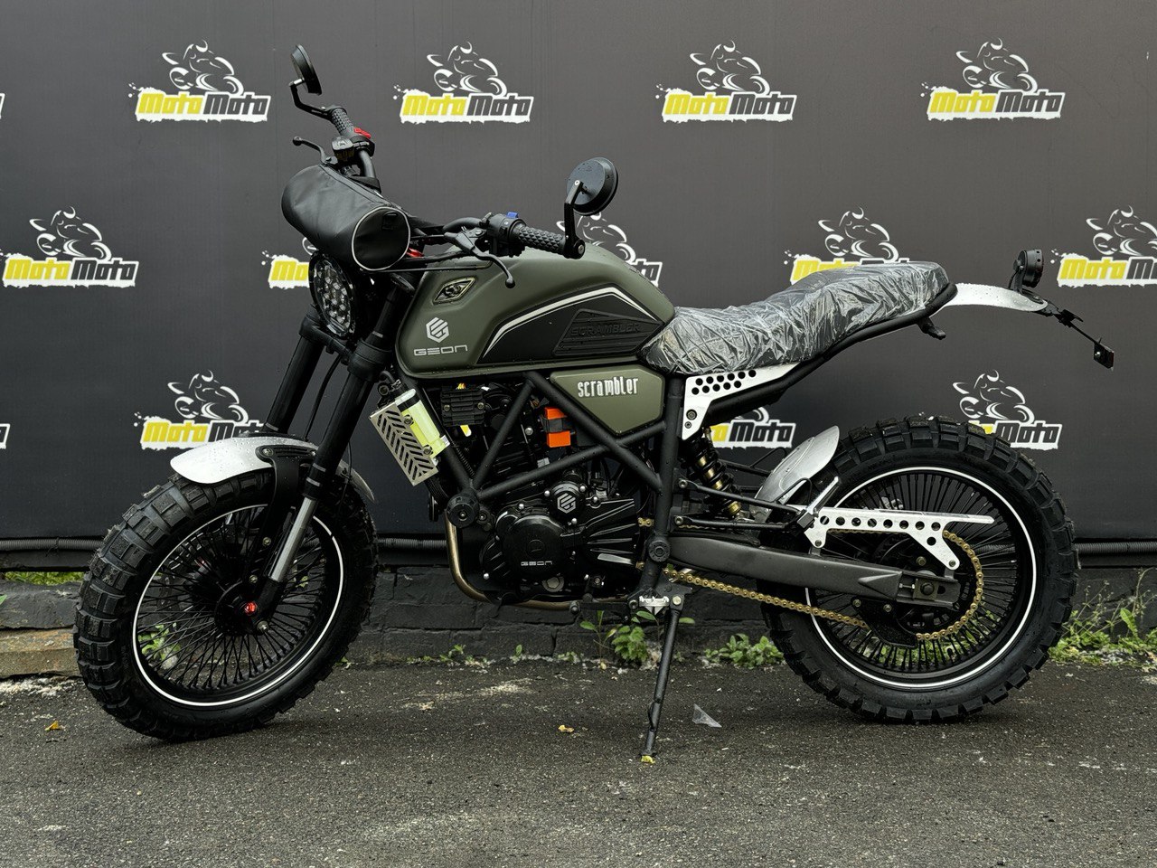 Характеристики Мотоцикл GEON SCRAMBLER 300