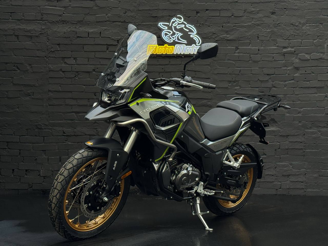 Мотоцикл CYCLONE RX401 (БЕЗ КОФРІВ)