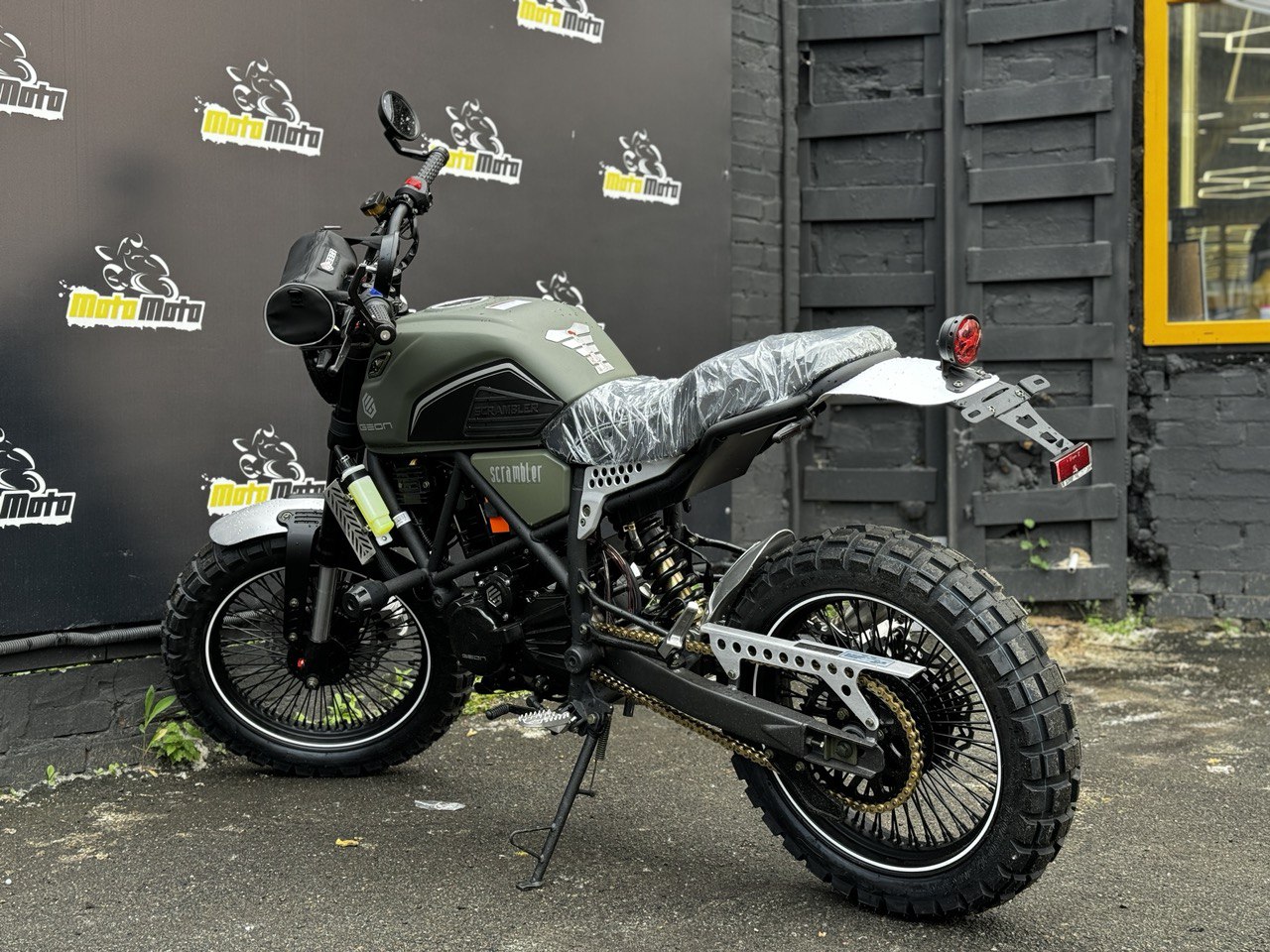 Характеристики Мотоцикл GEON SCRAMBLER 300