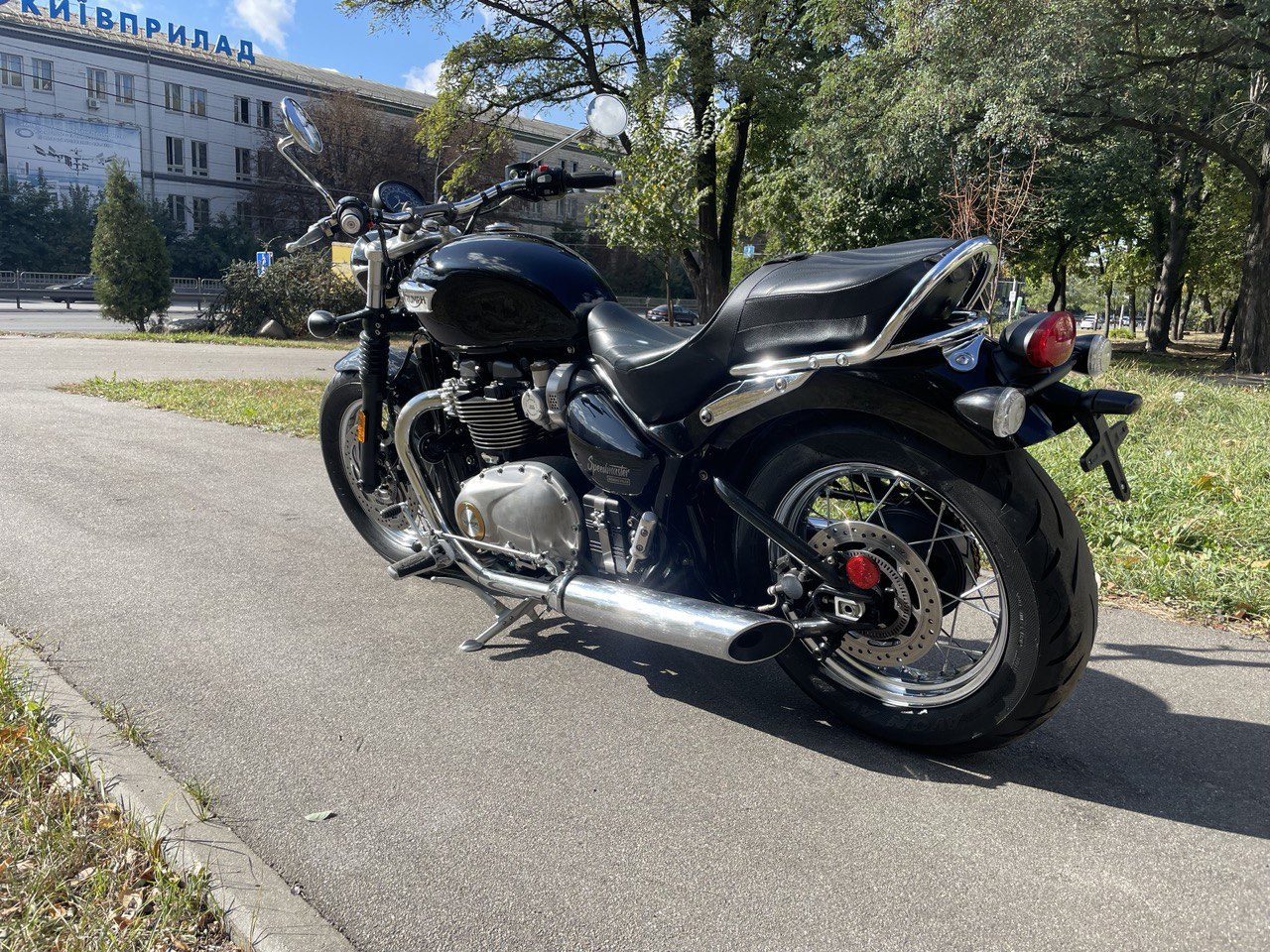 Характеристики Мотоцикл TRIUMPH BONNEVILLE SPEEDMASTER 2018 год, б/у (10 000 км)